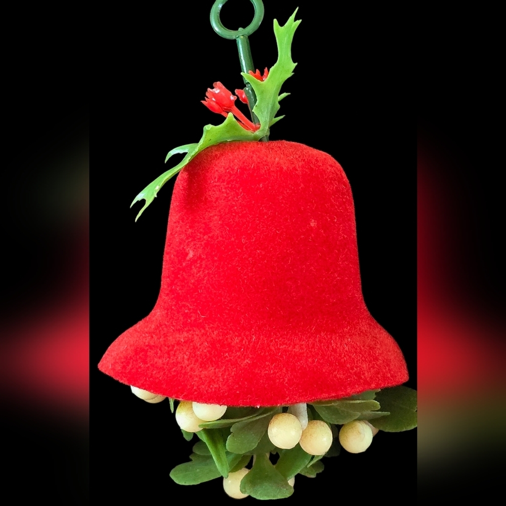 NOS Vintage Memorial Wreath Co. Flocked Christmas Kissing Bells Mistletoe - Picture 6 of 11